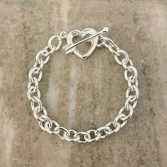 925 Sterling Silver Chunky Heart & Arrow Toggle Bracelet Chain Link Bracelet - Picture 1 of 4
